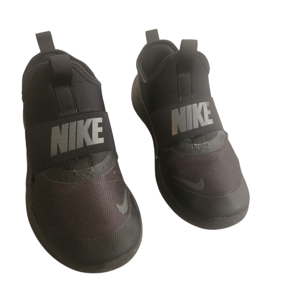 Nike Black Slip-On Sneakers Flex Runner 4 (GS) Youth Size 4